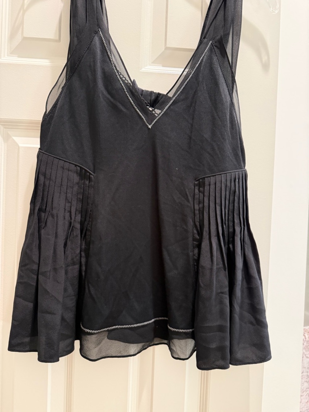 Sleeveless Black V-Neck Pleated Panel Tunic Top